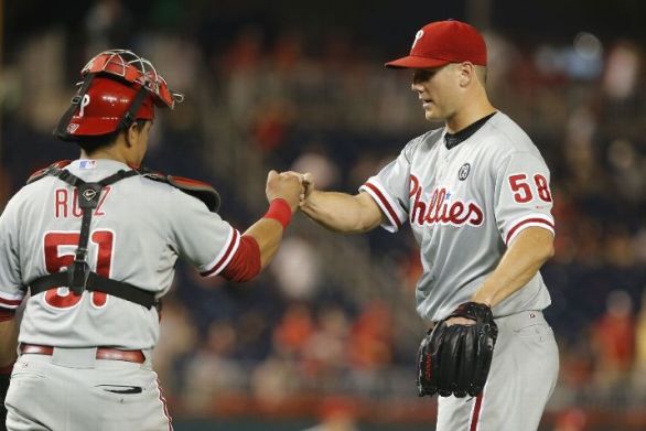 Phillies thump Nats, but Lee likely done for season