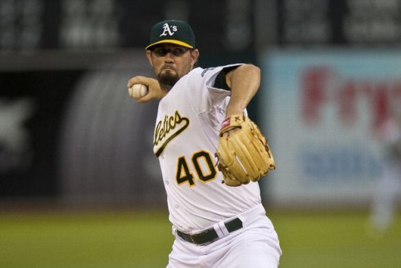Hammel snaps losing skid, leads A's past Rays 3-0