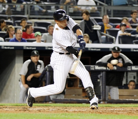 Martin Prado's two-run homer vs White Sox (Video)