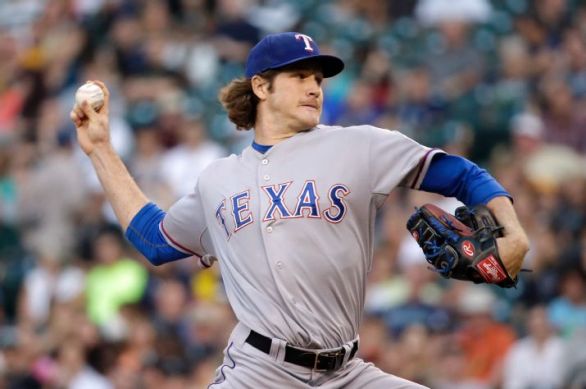 Mikolas strong start lifts Rangers over Mariners