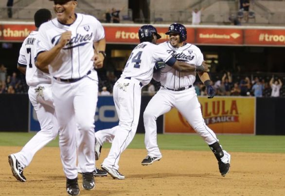 Rivera delivers game-tying homer, walk-off single