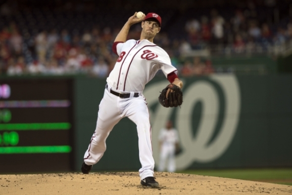 Nationals beat Braves 2-1 behind Fister