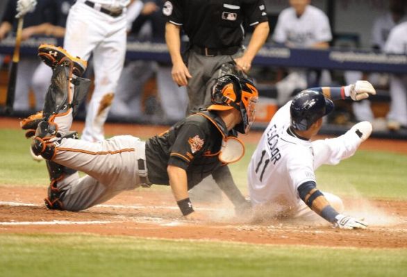 Rays eighth-inning rally edges out AL East leaders