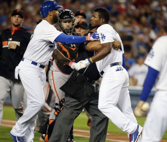Dodgers ride 3 homers to testy 4-2 win over Giants