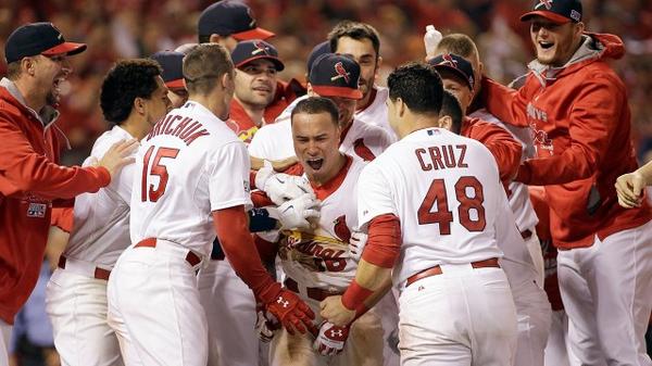 Wong homers in ninth as Cardinals edge Giants to tie NLCS