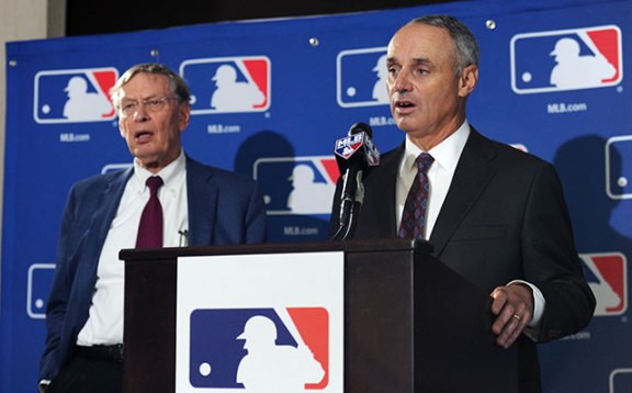 MLB commissioner Rob Manfred: Time to look at gambling