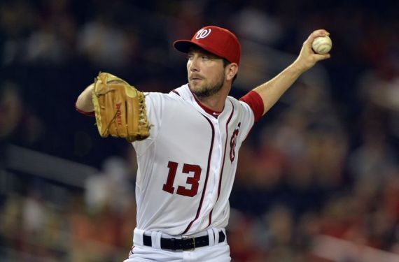 Mets add lefty relievers Torres, Blevins in pair of trades