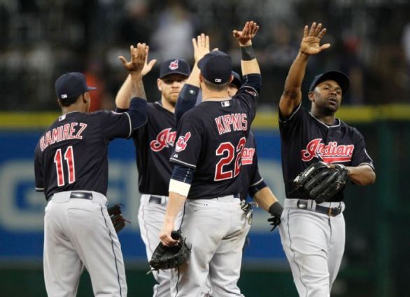 Santana and Aviles homer to lead Indians over Astros 2-0