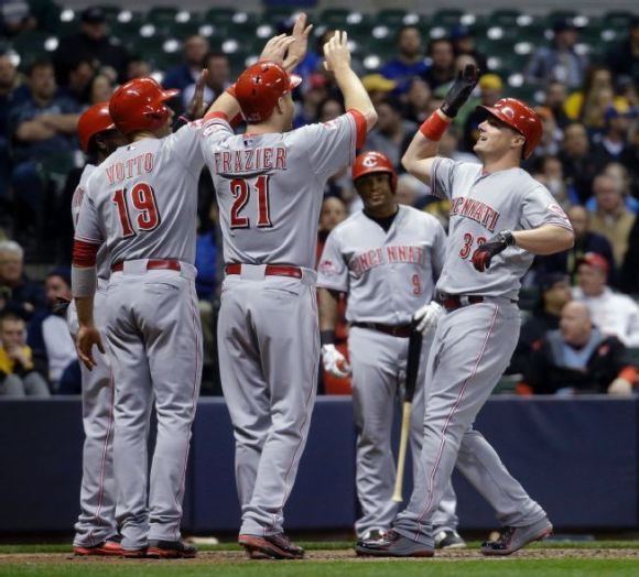 Cozart homers twice, Reds outslug Brewers in 16-10 win