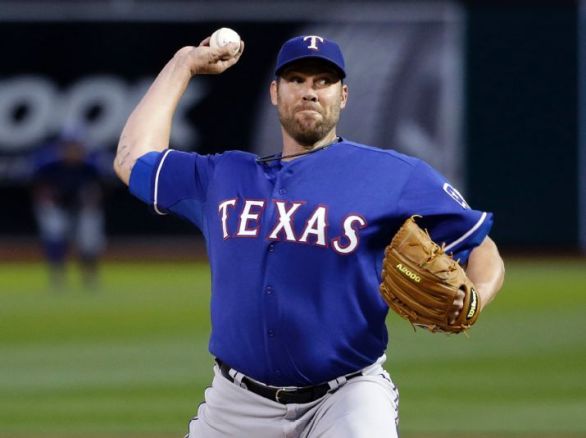 Lewis, Fielder lead Rangers to 3-1 win over A's