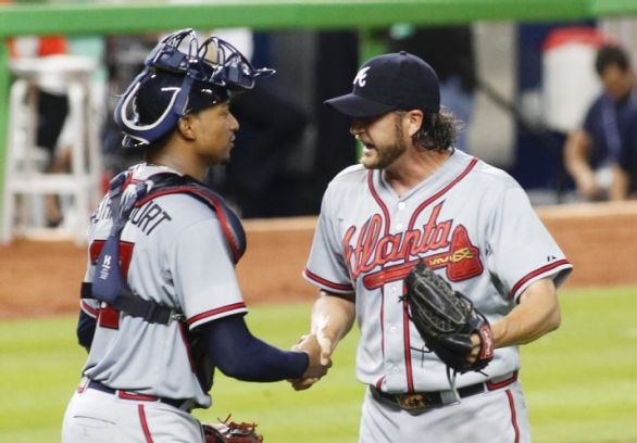 Braves' revamped bullpen comes through to beat Marlins 2-1