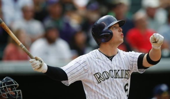 Dickerson's solo homer lifts Rockies to 2-1 win over Padres
