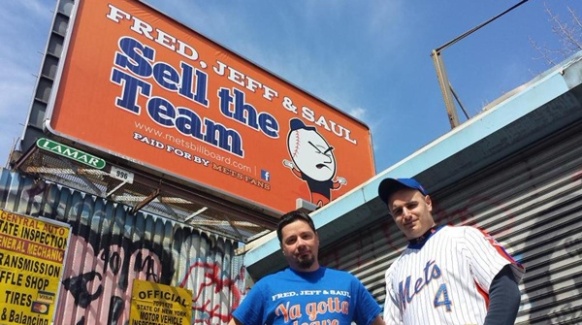 Mets fans put up billboard urging owners to sell team