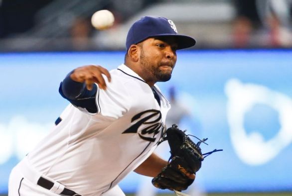 Padres beat D-backs, 5-1, behind Despaigne's pitching