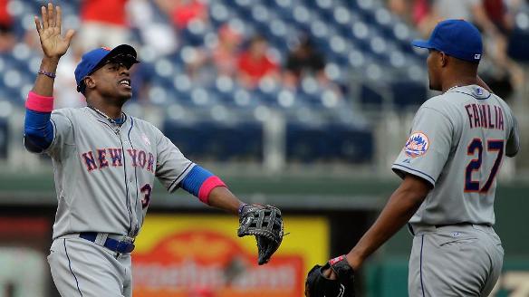 Colon becomes 1st 6-game winner, Mets beat Phillies 7-4