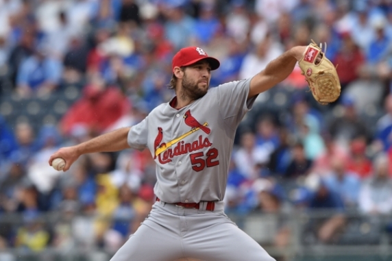 Wacha improves to 7-0, Cards end 3-game skid by beating Royals