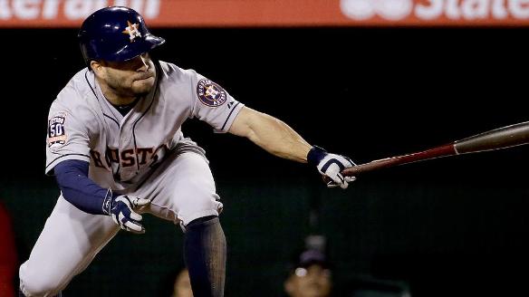 Astros rally with 3 runs in 9th to beat Angels 3-2