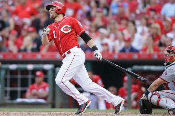 Cozart's double rallies Reds over depleted Nationals 8-5