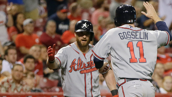 Braves rally off Chapman, beat Reds 2-1 to end losing skid