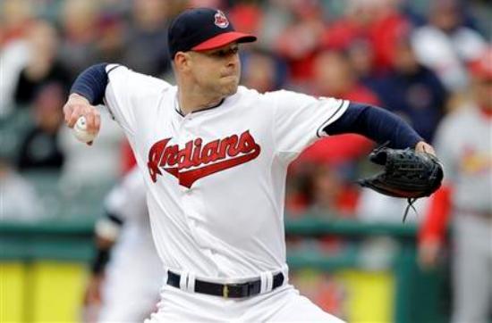 Kluber strikes out 18 as Indians top Cardinals 2-0