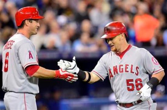 Santiago goes 7 innings for win, Angels beat Blue Jays 3-2