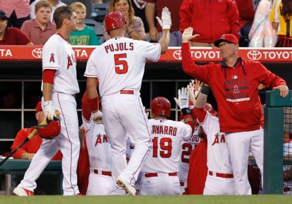 Angels hit 5 HRs in 1st 2 innings to beat Tigers 8-6