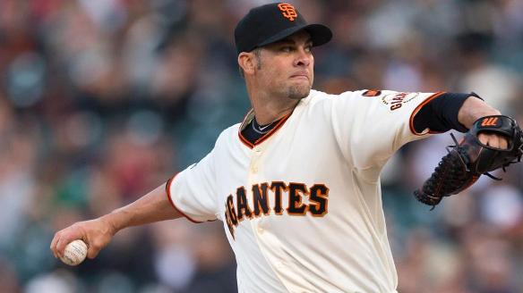 Vogelsong pitches surging Giants to 6-0 win over Padres