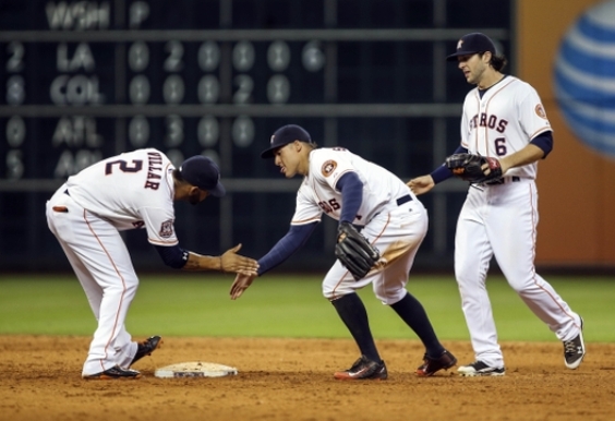 Big 7th inning helps Astros rally for 5-2 win over Orioles