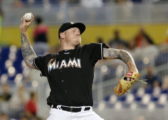 White Sox sign Mat Latos to 1-year, $3M deal