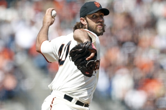 Bumgarner pitches, hits Giants to 6-3 win
