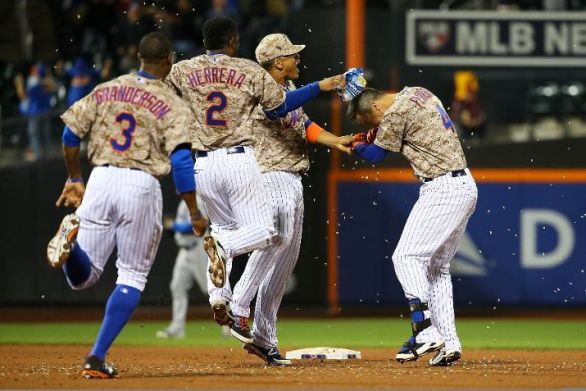 Mets rally in 11th, end Blue Jays' 11-game winning streak