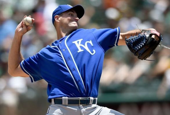Young bounces back in Royals' 3-2 win over A's