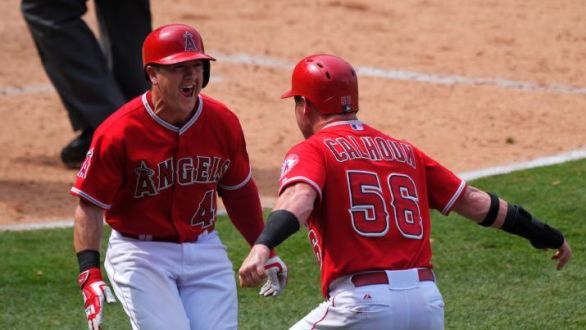 Angels win on wild pitch, beat Mariners 3-2 in 10 innings
