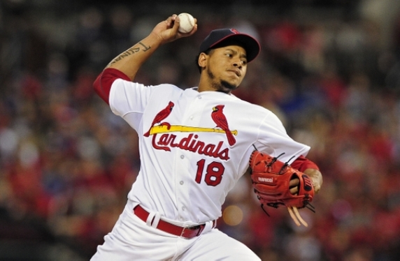 Martinez paces Cardinals to 4-1 win, sweep of Cubs
