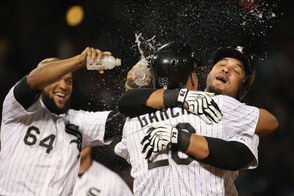 Garcia hit with bases full, White Sox beat Tigers 4-3 in 11