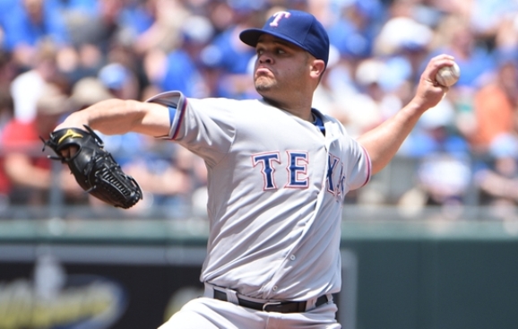 Rodriguez pitches 7 strong innings, Rangers beat Royals 4-2