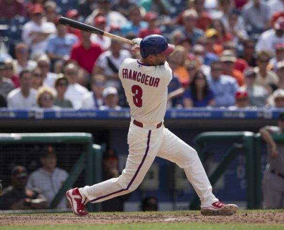 Francoeur lifts Phillies to 6-4 win over Giants
