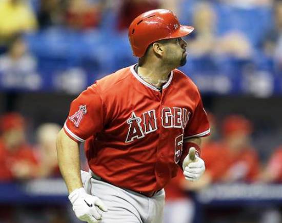 Pujols, Trout homer in Angels' win