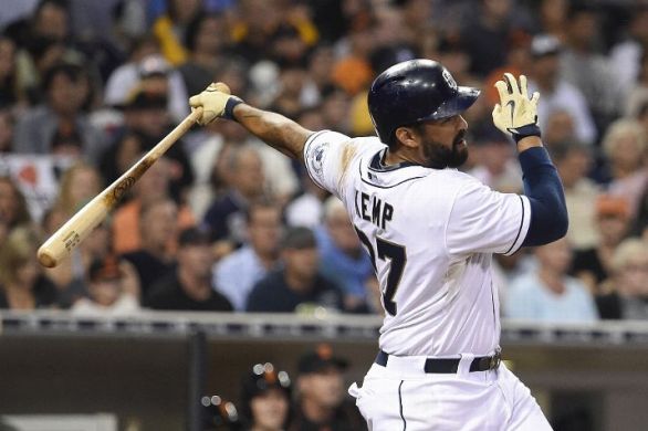 Kemp's 2-run homer helps carry Padres over Giants, 4-2