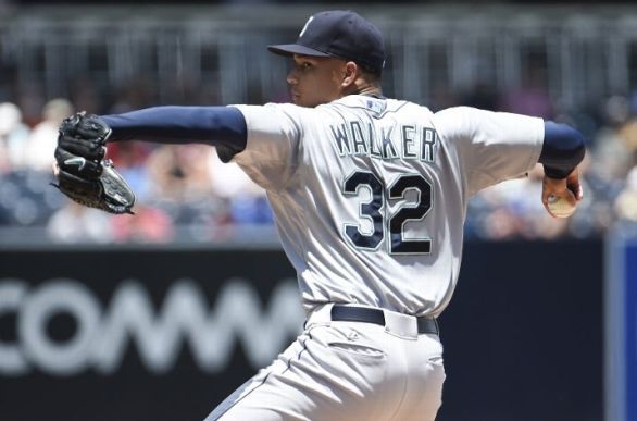 Walker throws 1-hit ball for 6 innings, Mariners top Padres 7-0