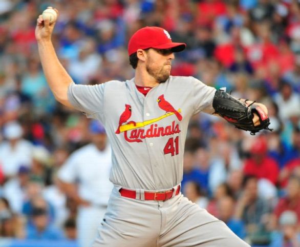 Lackey outduels Lester, leads Cardinals to 6-0 win over Cubs