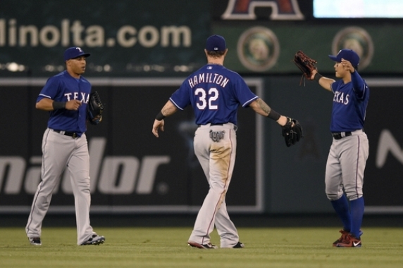 Rangers rally with 3 in 8th to beat Angels 7-6
