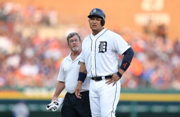Miguel Cabrera on DL with calf strain, to miss 6 weeks