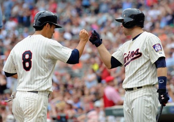 Twins collect 16 hits in 9-5 win over Tigers
