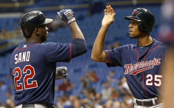 Twins win 5th straight, beat Rays 11-7 behind 3 homers