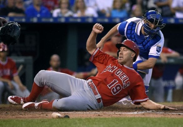 Angels rally from late 4-run hole to beat Royals 7-6