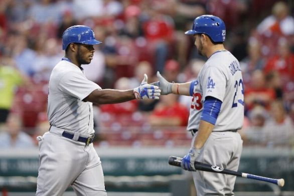 Dodgers ride 3 homers to 7-4 win over Reds