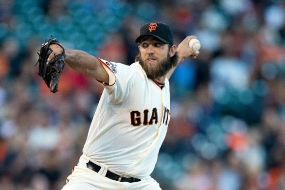 Bumgarner pitches 5-hitter, overpowers Astros as Giants win