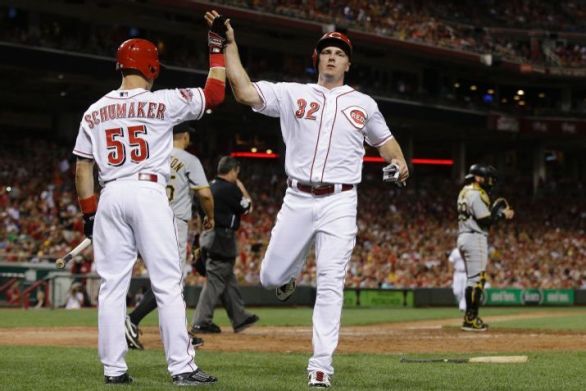 Reds beat Cole for 3rd time this season, top Pirates 4-3