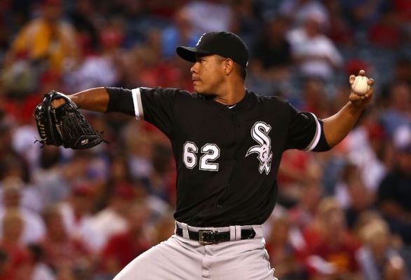 White Sox avoid 4-game sweep with 8-2 win over Angels
